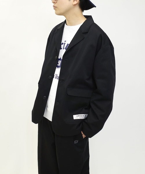 WHO'S WHO gallery(フーズフーギャラリー)の「セットアップ対応【Sourcream/サワークリーム】ツイルテーラードジャケット(テーラードジャケット・メンズ・チャコールグレー/ブラック/ベージュ・F)」の2枚目の写真