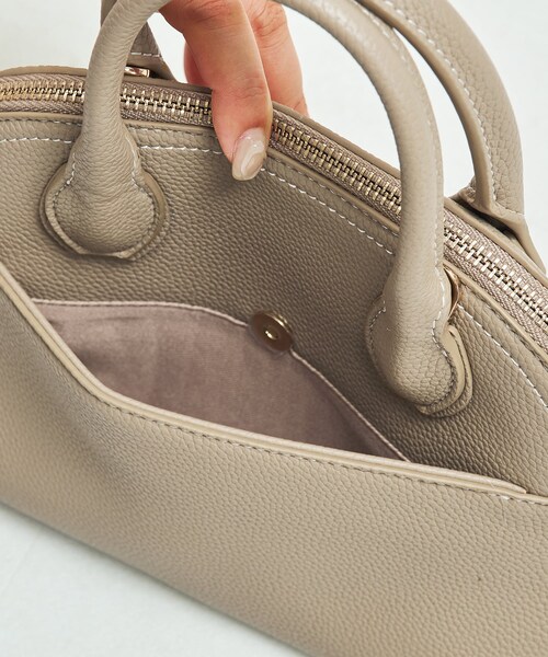 ORiental TRaffic（オリエンタルトラフィック）の「ブガッティ型ハンドバッグ/BA-232（バッグ・レディース・ベージュ/ブラック・-）」の9枚目の写真