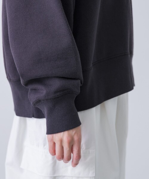 かぐれ（カグレ）の「『ユニセックス』コットンクルーネックスウェットプルオーバー（スウェット・レディース・OATMEAL/CHARCOAL/OATMEAL A/CHARCOAL A・1/2）」の17枚目の写真