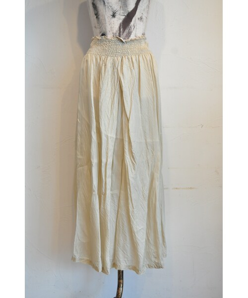 hippiness（ヒッピネス）の「キュプラシャーリングスカート（スカート・レディース・ブラック/パープル/グリーン/ブラウン/ピンク/ベージュ・one）」の3枚目の写真