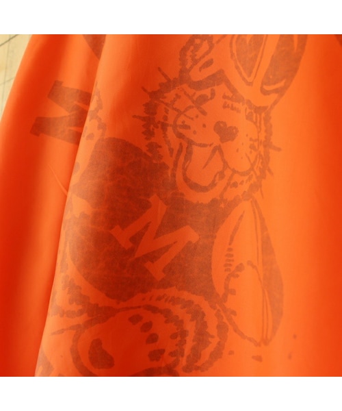 --（--）の「70s 80s USA製 Pla-Jac MASSILLON TIGERS ナイロン コーチ ジャケット メンズM オレンジ ライナー付き アメリカ古着（ナイロンジャケット・レディース・オレンジ・M）」の4枚目の写真