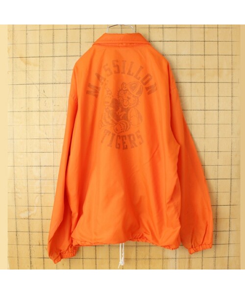 --（--）の「70s 80s USA製 Pla-Jac MASSILLON TIGERS ナイロン コーチ ジャケット メンズM オレンジ ライナー付き アメリカ古着（ナイロンジャケット・レディース・オレンジ・M）」の6枚目の写真