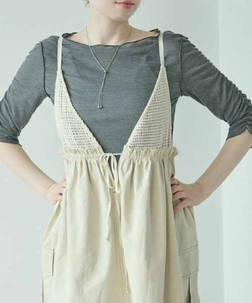 Crisp（クリスプ）の「メッシュトップミリタリーキャミワンピース[c2R3645]（ワンピース・レディース・アイボリー/カーキ・FREE）」の2枚目の写真