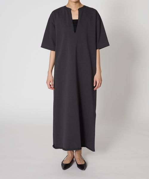 新品未使用】BABYLONE テラヴェジャージーワンピース チャコール BABYLONE（バビロン）の「デラヴェジャージワンピース（）」 - WEAR