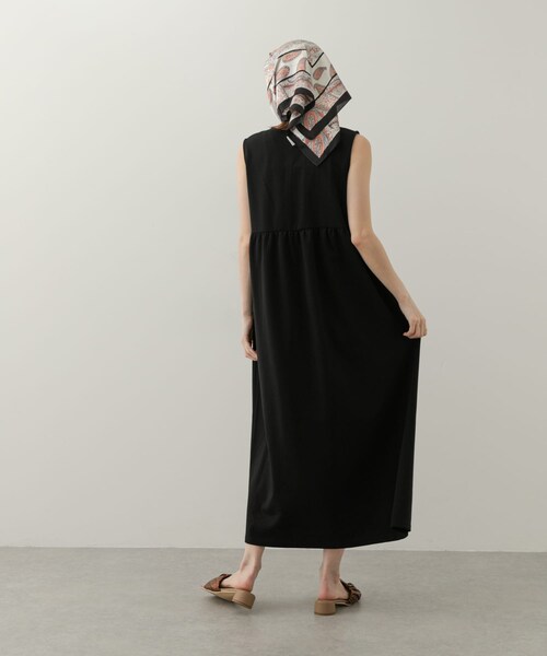 SENSE OF PLACE by URBAN RESEARCH（センスオブプレイスバイアーバンリサーチ）の「ZIPVネックカットワンピース（ワンピース・レディース・GRAY/BLACK/BEIGE・COMPACT/one）」の10枚目の写真