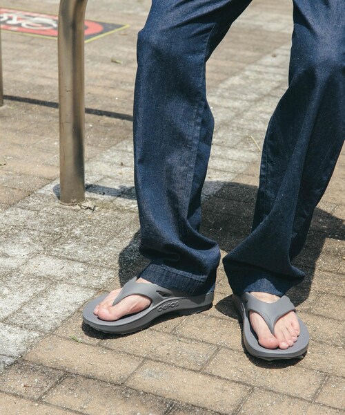 URBAN RESEARCH DOORS（アーバンリサーチドアーズ）の「OOFOS　OOriginal（サンダル・メンズ・Mist/Slate/Black/Nomad/OliveDrab/CosmicGray/Foliage・26/27/28/29）」の22枚目の写真
