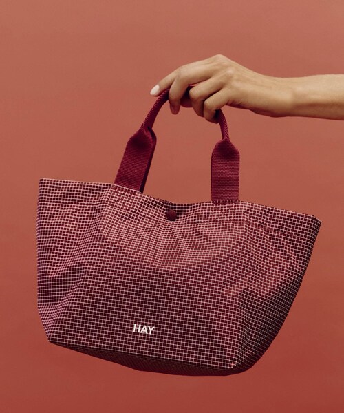 SENSE OF PLACE by URBAN RESEARCH（センスオブプレイスバイアーバンリサーチ）の「HAY　Grid Everyday Bag Mini（ハンドバッグ・メンズ・DarkGreen/DarkBlue/BURGUNDY・One）」の7枚目の写真