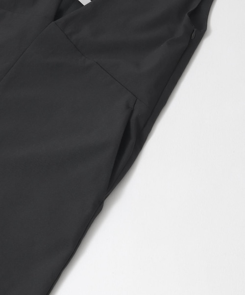 URBAN RESEARCH ROSSO（アーバンリサーチロッソ）の「F by ROSSO　撥水ショートオールインワン（サロペット/オーバーオール・レディース・BEIGE/KHAKI/BLACK・36/38）」の18枚目の写真