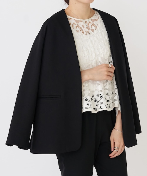 LIVETART(リヴェタート)の「ノーカラージャケット(ノーカラージャケット・レディース・ブラック/ネイビー・F)」の1枚目の写真