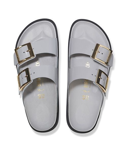 Chaos（カオス）の「EC限定展開◆BIRKENSTOCK◆Arizona アリゾナ サンダル（シューズ・ブラック(09)/グレー(15)・35.0/36.0/37.0/38.0/39.0）」の2枚目の写真