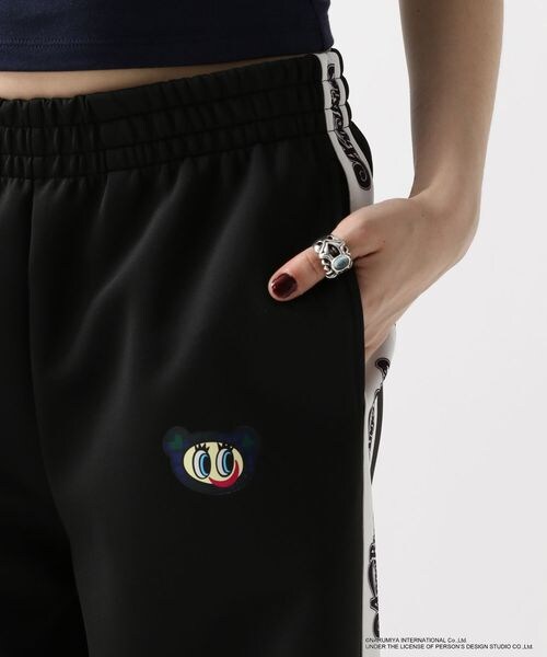 FOREVER 21(フォーエバー トゥエンティーワン)の「ラインジャージパンツ(フォーマルスーツ/小物・ブラック09/グリーン78・S/M)」の21枚目の写真