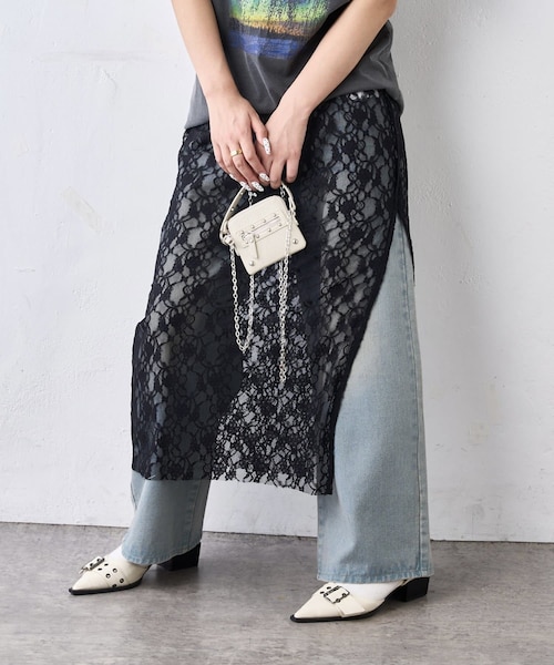 WHO'S WHO gallery(フーズフーギャラリー)の「レイヤードレーススカート(スカート・レディース・オフホワイト/ブラック・F)」の2枚目の写真
