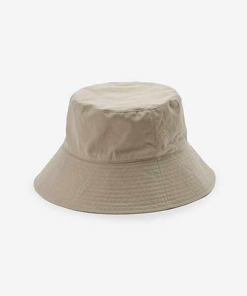 ADAM ET ROPE'（アダムエロペ）の「【J'aDoRe限定】【KIJIMA TAKAYUKI(キジマ タカユキ)】VENTILE K SEAM BUCKET HAT（ハット・レディース・ブラック/オフホワイト/ベージュ・1/2）」の5枚目の写真