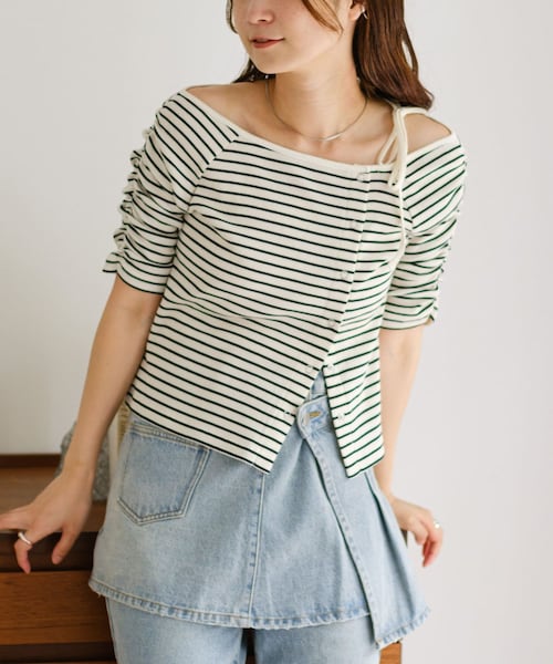 Kastane（カスタネ）の「【5.3(土)0:00発売/XS.Fサイズ展開】オフショルテレコ5分袖カットソー（Tシャツ/カットソー・レディース・チャコールグレー/ホワイト/ブラックその他1/アイボリー・F/XS）」の2枚目の写真