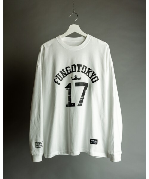 FUNGO TOKYO(ファンゴトウキョウ)の「フロント#17 ロングスリーブTシャツ(Tシャツ/カットソー・レディース・ホワイト・one)」の1枚目の写真
