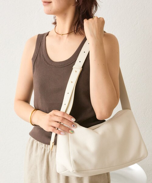 RIVE DROITE(リヴドロワ)の「予約【2WAY仕様】アーチクロスボディバッグ(ボディバッグ/ウエストポーチ・レディース・アイボリー/ブラック/ブラウン・F)」の1枚目の写真