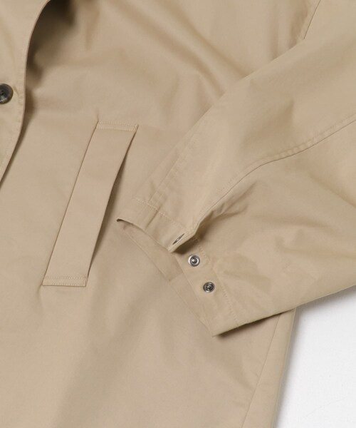 URBAN RESEARCH（アーバンリサーチ）の「スタンドカラーミドル丈トレンチコート（ステンカラーコート・レディース・BEIGE/NAVY・36/38）」の17枚目の写真