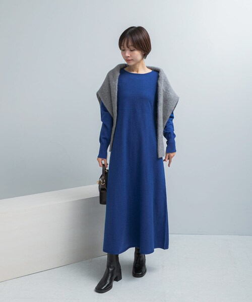 URBAN RESEARCH ROSSO（アーバンリサーチロッソ）の「ウォシャブルフレアシルエットニットワンピース（ワンピース・レディース・BLUE/GRAY×BK/BK×GRAY・Free）」の21枚目の写真