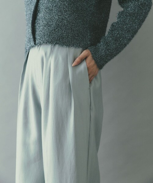 URBAN RESEARCH ROSSO（アーバンリサーチロッソ）の「ブライトツイルタックパンツ（その他パンツ・レディース・BROWN/SAX・36/38）」の21枚目の写真