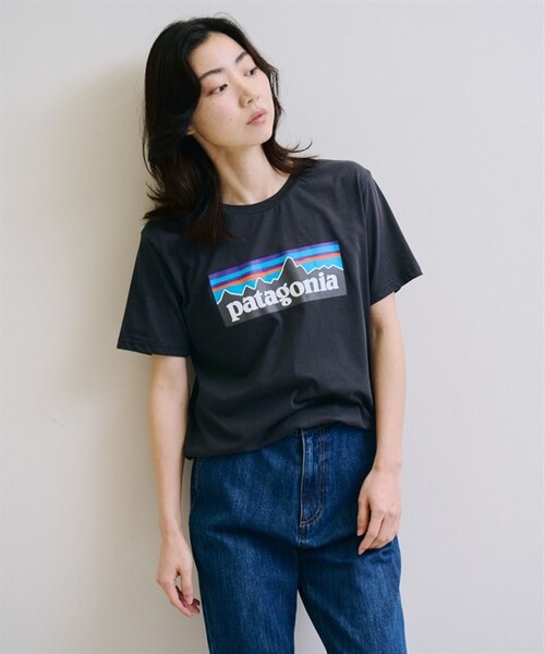 patagonia(パタゴニア)の「Patagonia / P-6 Logo 再生棉短袖上衣(その他・レディース・黑色INBK/膚色UDNL/藏青色NENA/藍色UTB/紫色RWCO/黃色NCTY/粉色PKPK・黑色INBK/膚色UDNL/藏青色NENA/藍色UTB/紫色RWCO/黃色NCTY/粉色PKPK)」の10枚目の写真