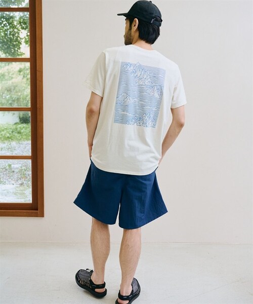 patagonia(パタゴニア)の「Patagonia / Strataspire 再生棉印花短袖上衣(その他・メンズ・白色BCW/黑色BLK・白色BCW/黑色BLK)」の10枚目の写真