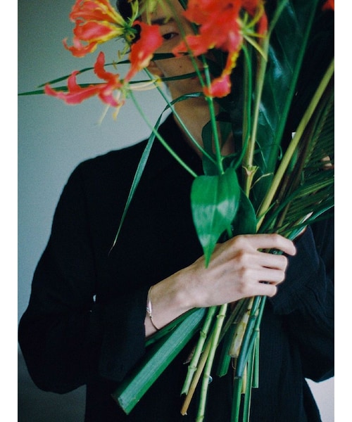 Llife(ライフ)の「Llife 14KGP ONDULATION BANGLE(バングル/リストバンド・メンズ・ゴールド・F)」の3枚目の写真