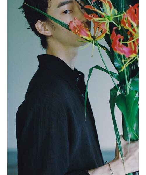 Llife(ライフ)の「Llife 14KGP ONDULATION BANGLE(バングル/リストバンド・メンズ・ゴールド・F)」の9枚目の写真