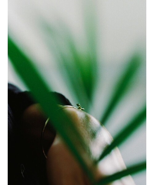 Llife(ライフ)の「Llife 14KGP ONDULATION BANGLE(バングル/リストバンド・メンズ・ゴールド・F)」の12枚目の写真