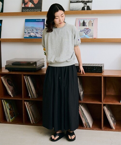 Champion（チャンピオン）の「Champion / 刺繡LOGO厚磅休閒上衣（その他・レディース・灰色・灰色）」の8枚目の写真