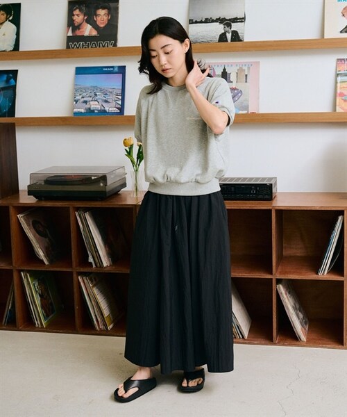 Champion（チャンピオン）の「Champion / 刺繡LOGO厚磅休閒上衣（その他・レディース・灰色・灰色）」の7枚目の写真