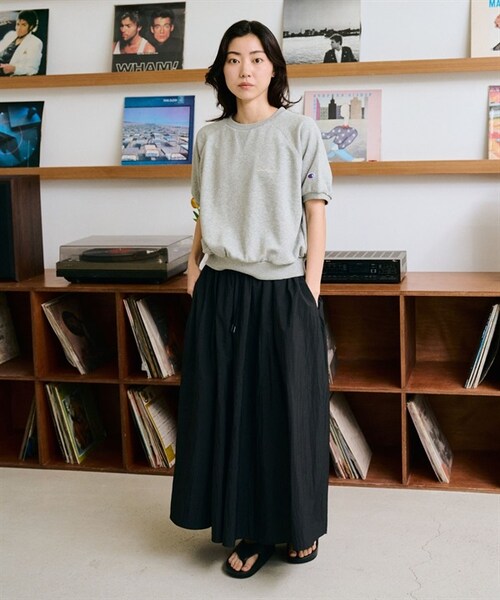 Champion（チャンピオン）の「Champion / 刺繡LOGO厚磅休閒上衣（その他・レディース・灰色・灰色）」の6枚目の写真