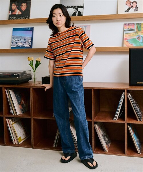 Champion（チャンピオン）の「Champion / 復古橫紋絲絨短袖T恤（その他・レディース・藏青x橘色/藏青x白色・藏青x橘色/藏青x白色）」の15枚目の写真