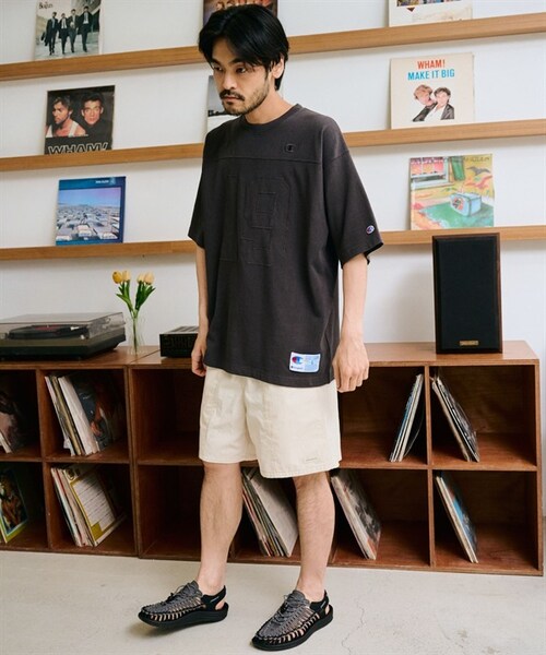 Champion（チャンピオン）の「Champion / 刺繡LOGO厚磅足球T恤（その他・メンズ・米白色/黑色・米白色/黑色）」の9枚目の写真