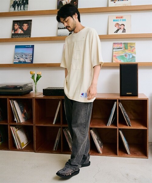 Champion（チャンピオン）の「Champion / 刺繡LOGO厚磅足球T恤（その他・メンズ・米白色/黑色・米白色/黑色）」の17枚目の写真