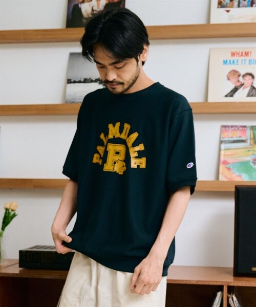 Champion(チャンピオン)の「Champion / REVERSE WEAVE® 10oz厚磅印花休閒上衣(その他・メンズ・燕麥色/藏青色・燕麥色/藏青色)」の11枚目の写真