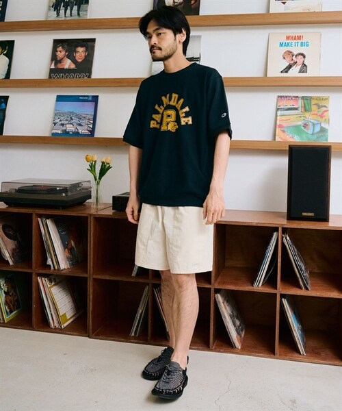 Champion(チャンピオン)の「Champion / REVERSE WEAVE® 10oz厚磅印花休閒上衣(その他・メンズ・燕麥色/藏青色・燕麥色/藏青色)」の16枚目の写真