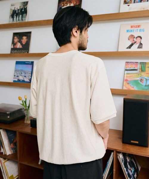 Champion(チャンピオン)の「Champion / REVERSE WEAVE® 10oz厚磅印花休閒上衣(その他・メンズ・燕麥色/藏青色・燕麥色/藏青色)」の6枚目の写真