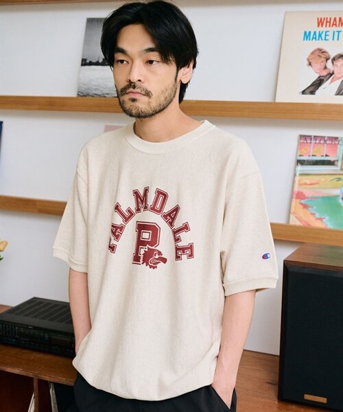 Champion(チャンピオン)の「Champion / REVERSE WEAVE® 10oz厚磅印花休閒上衣(その他・メンズ・燕麥色/藏青色・燕麥色/藏青色)」の5枚目の写真