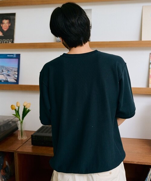 Champion(チャンピオン)の「Champion / REVERSE WEAVE® 10oz厚磅印花休閒上衣(その他・メンズ・燕麥色/藏青色・燕麥色/藏青色)」の14枚目の写真