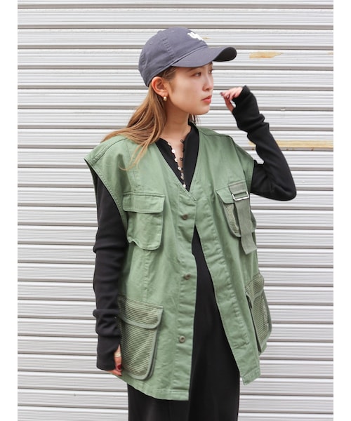 Ungrid（アングリッド）の「メッシュコンビミリタリーベスト（ベスト・レディース・カーキ/アイボリー・F）」の5枚目の写真