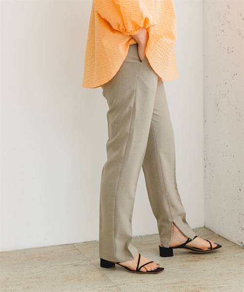 URBAN RESEARCH ROSSO WOMEN（アーバンリサーチ　ロッソ）の「F by ROSSO / UR TECH DRYLUXE中央壓線直筒褲（その他・レディース・黑色/摩卡色/膚色・黑色/摩卡色/膚色）」の17枚目の写真