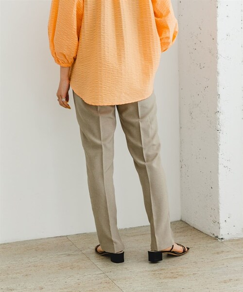 URBAN RESEARCH ROSSO WOMEN（アーバンリサーチ　ロッソ）の「F by ROSSO / UR TECH DRYLUXE中央壓線直筒褲（その他・レディース・黑色/摩卡色/膚色・黑色/摩卡色/膚色）」の18枚目の写真