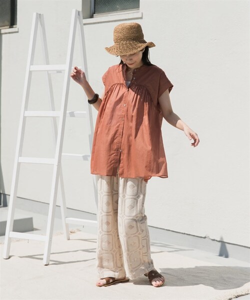 URBAN RESEARCH DOORS（アーバンリサーチドアーズ）の「UR TECH 棉質巴里紗碎褶法式袖罩衫（その他・レディース・黑色/寶藍色/赤褐色・黑色/寶藍色/赤褐色）」の10枚目の写真