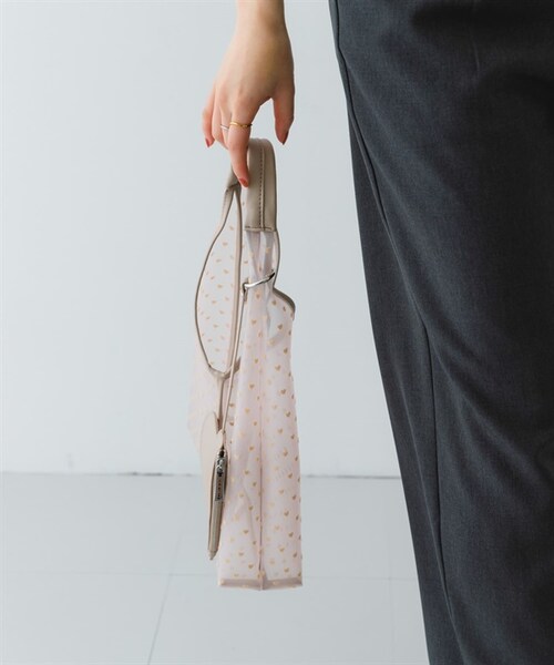 RODE SKO（ロデスコ）の「愛心半透明三角手提包（その他・レディース・黑色/膚色・黑色/膚色）」の11枚目の写真