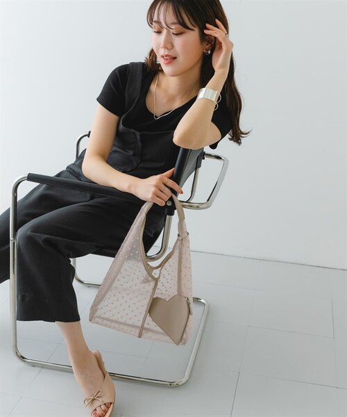 RODE SKO（ロデスコ）の「愛心半透明三角手提包（その他・レディース・黑色/膚色・黑色/膚色）」の10枚目の写真