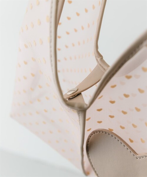 RODE SKO（ロデスコ）の「愛心半透明三角手提包（その他・レディース・黑色/膚色・黑色/膚色）」の6枚目の写真