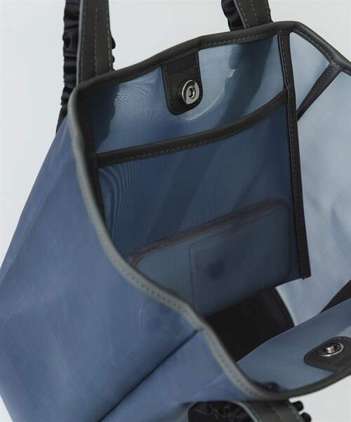 RODE SKO（ロデスコ）の「荷葉提把透明托特包（その他・レディース・灰色/膚色・灰色/膚色）」の8枚目の写真