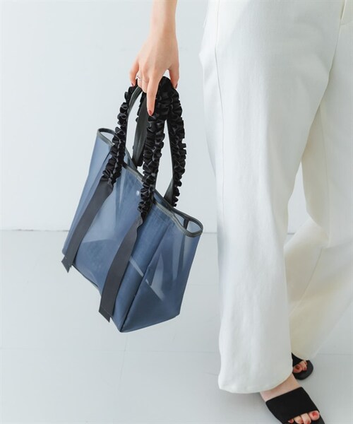 RODE SKO（ロデスコ）の「荷葉提把透明托特包（その他・レディース・灰色/膚色・灰色/膚色）」の14枚目の写真