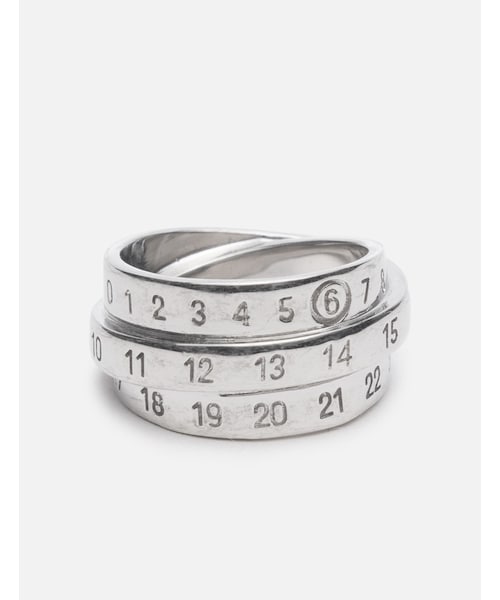 MM6 Maison Margiela（ｴﾑｴﾑｼｯｸｽ ﾒｿﾞﾝ ﾏﾙｼﾞｪﾗ）の「TWISTED RING