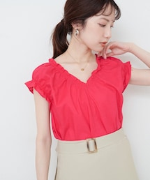 natural couture（ナチュラルクチュール）の「綿麻ギャザーフリルブラウス（トップス）」
